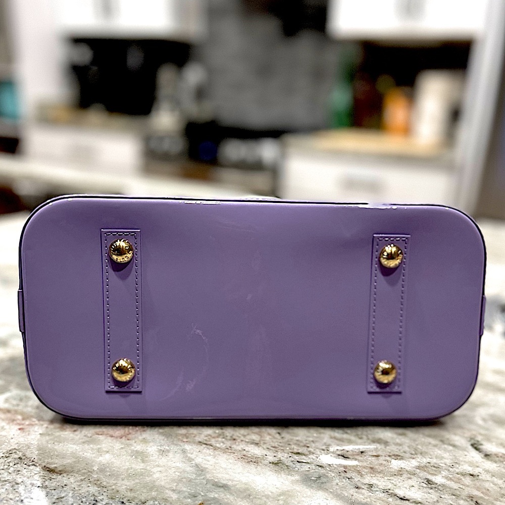 Louis Vuitton Authentic Pristine Lilac Vernis Alma - Picture 7 of 16